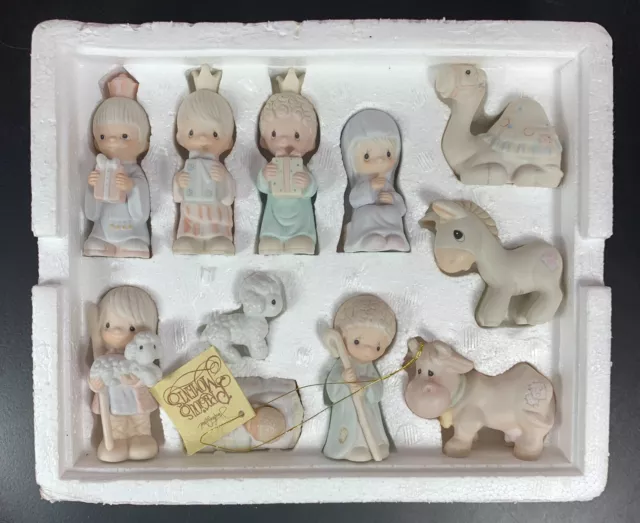 Precious Moments E2395 Come Let Us Adore Him 11 Piece Mini Nativity Set Vintage