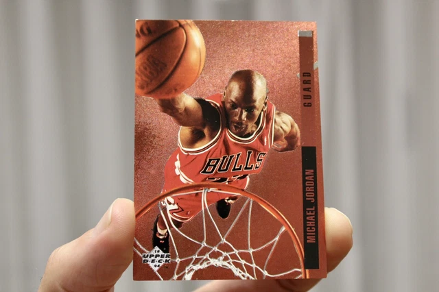 MICHAEL JORDAN 1993-94 Upper Deck SE Behind The Glass Insert #G11 