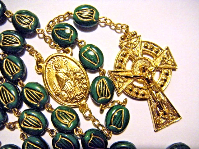 Vintage 60s Irish St Patrick Rosary Gold Celtic Erin Cross Green Art Glass Beads