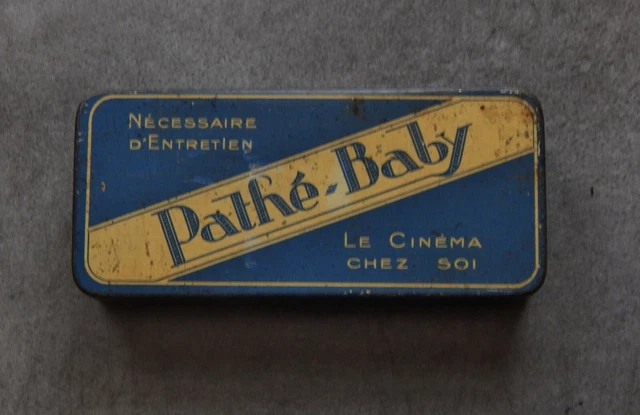 Nécessaire D'entretien Pathé-Baby Boite Tôle Peinte + Brosse Bakelite + Burette