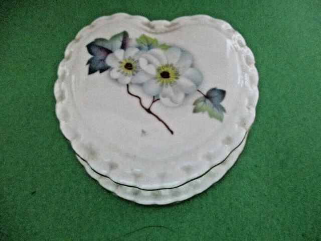 Heart Shaped Ceramic Trinket Dish Lid  DOGWOOD w/ Gold Tone Trim 4"