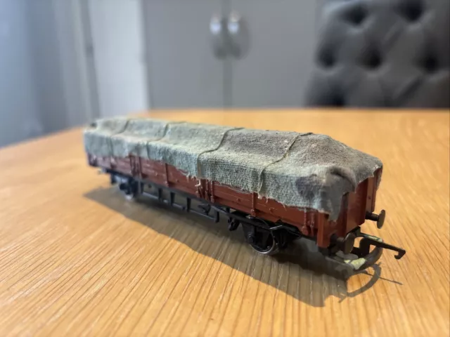 Hornby OO Gauge R235 Modified Railfreight OBA Wagon With Cover