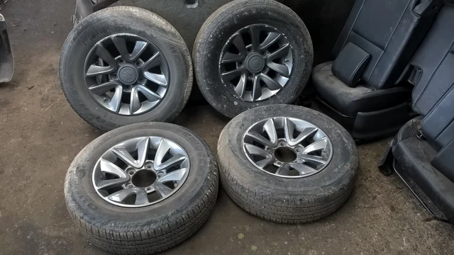 GENUINE SUZUKI JIMNY Alloy Wheels Alloys And Tyres X4 Grey 205/70/15
