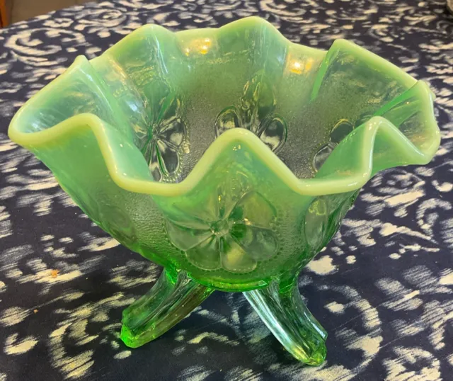Antique Dugan Ruffled Daisy 3 Footed Opalescent Glass Bowl Dish Green