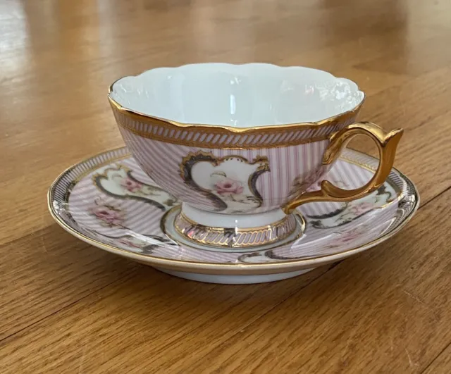 Anthropologie Pink Roses Flowers w/ Gold Accents Tea Cup & Saucer Floral Teacup