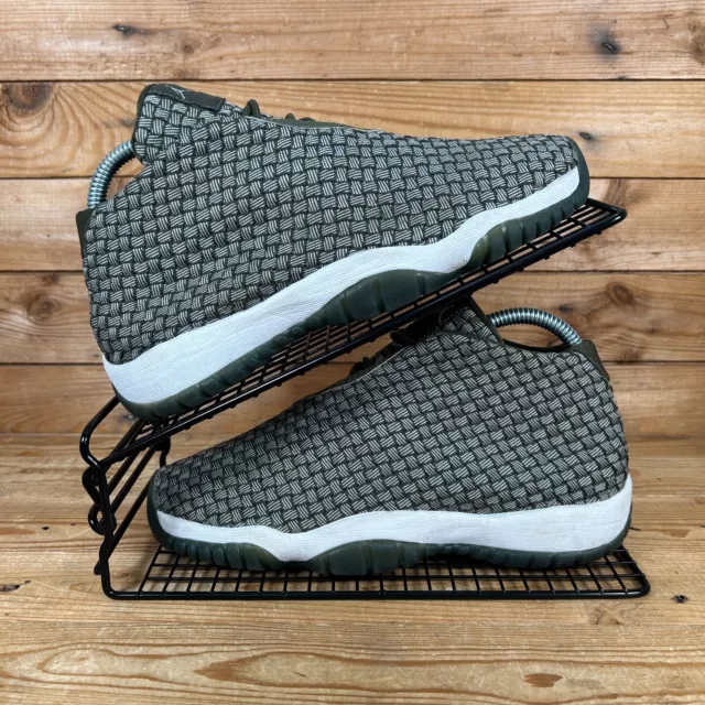 Jordan future mid trainer top