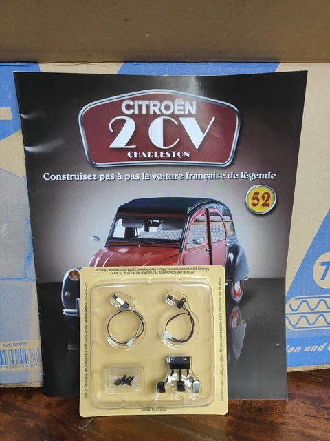 Vitre Basculante Avant Droite Citroën 2CV Charleston – Altaya 1/8, Pièce D20