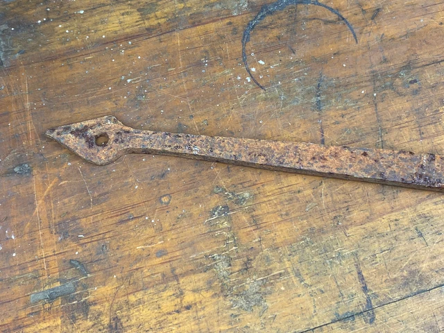 Antique 30"L Iron Strap Hinge w/ Spade Tip ~ Hand Forged Old Barn Door Hardware 2