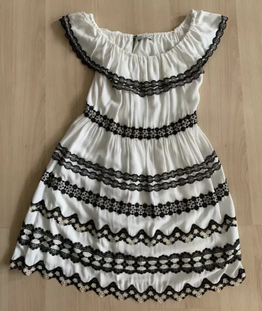 Alice+Olivia Rozzi Dress White & Black Embroidered $495 retail (tight US Size 8)