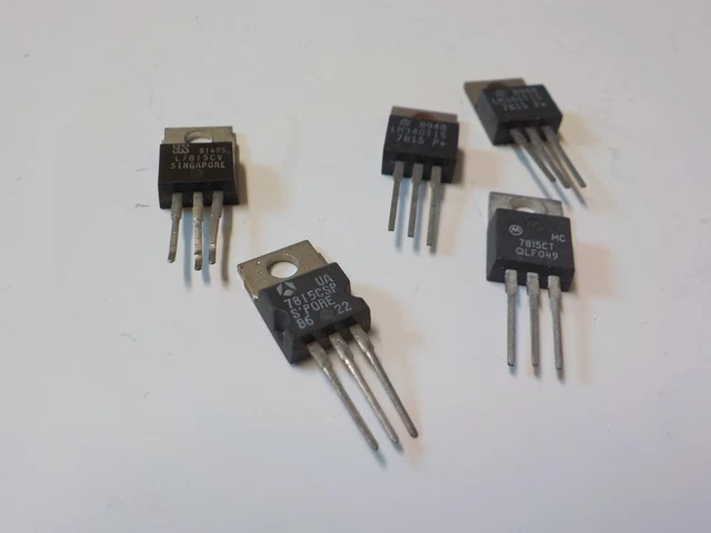 Lot De 2 Régulateurs De Tension Lambda 12V 1.5A - Boîtier TO3 - Linéaire 15W