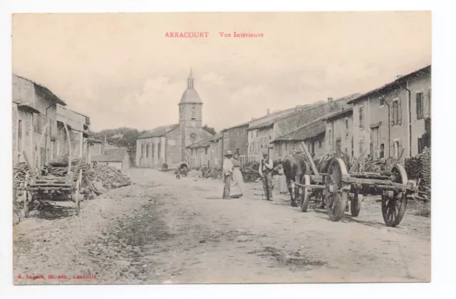 ARRACOURT Meurthe et moselle CPA 54 rue église attelage charrette
