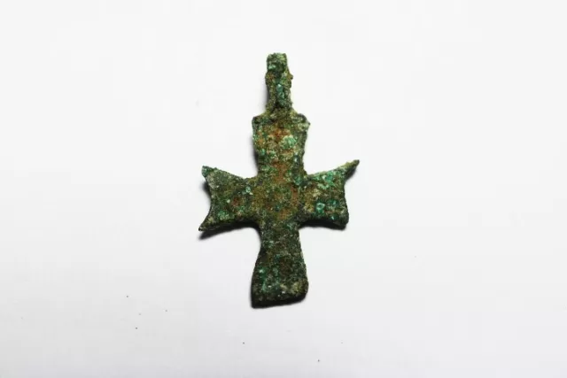 Zurqieh - As17630- Ancient Byzantine Bronze Cross. 800 - 1000 A.d