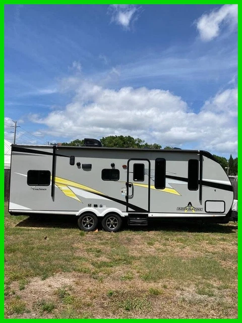 2021 Coachmen Adrenaline 23LT Travel Trailer Toy Hauler 13' Garage Sleeps 6 2021 Coachmen Adrenaline 23LT Travel Trailer Toy Hauler 13' Garage Sleeps 6