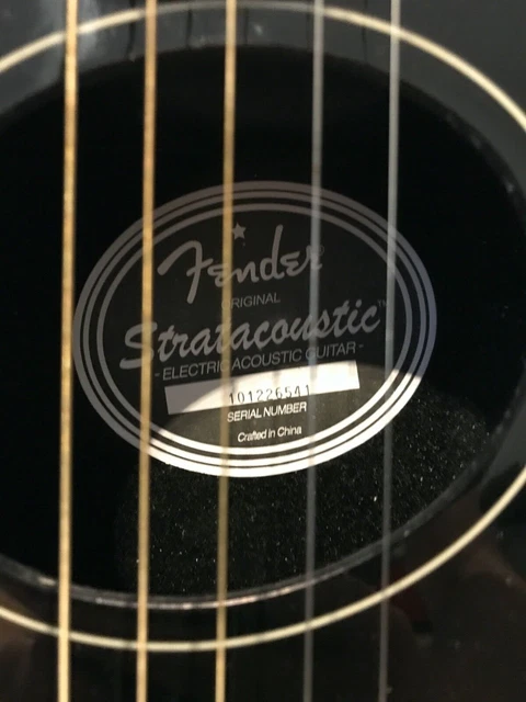 Guitare Fender original stratacoustic Black Table ÉpicÉa 3