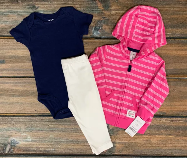 NWT - NEW Carter’s Baby Girl 3 Piece Set (Hoodie/Bodysuit/Pants) - size 6 months