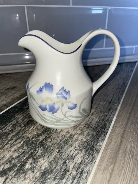 Royal Doulton Minerva Milk Jug Creamer Perfect Condition