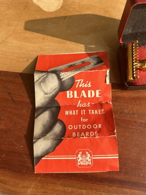 Gillette Razor Gold Tone & Blades in Case 1930s Shaving Collectible No 17567 3