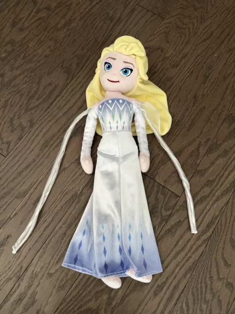 Disney Store Elsa the Snow Queen Plush Doll – Frozen 2 – Medium – 18''