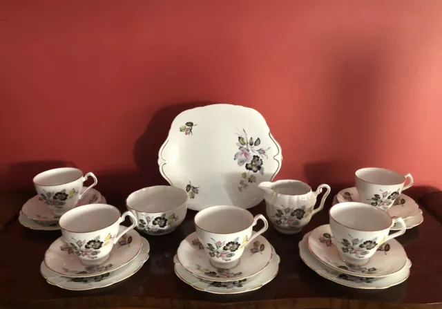 Vintage Fine Bone China - Windsor 18 Piece Tea Set