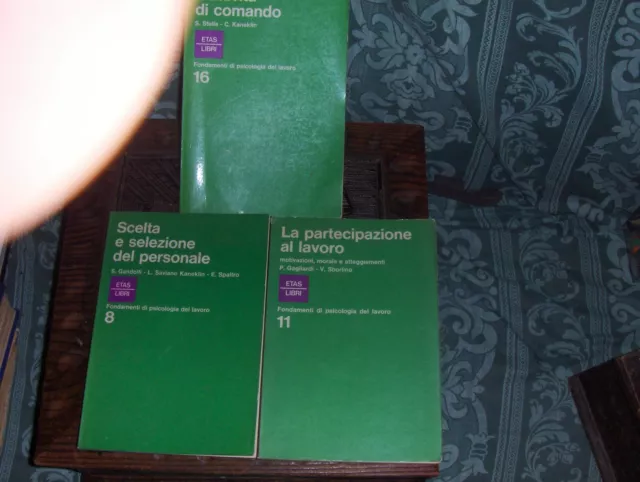 Fondamenti di  Psicologia del Lavoro lotto    3 volumi   9 euro