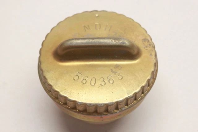 Vintage 1970's Chevrolet Cadillac GM GASOLINE GAS FUEL CAP Part NDH 560363