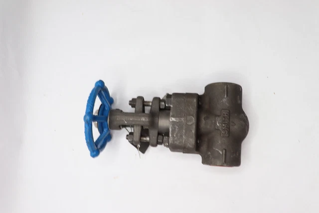 Smith Gate Valve Forged Steel 1" NPT A105NLC