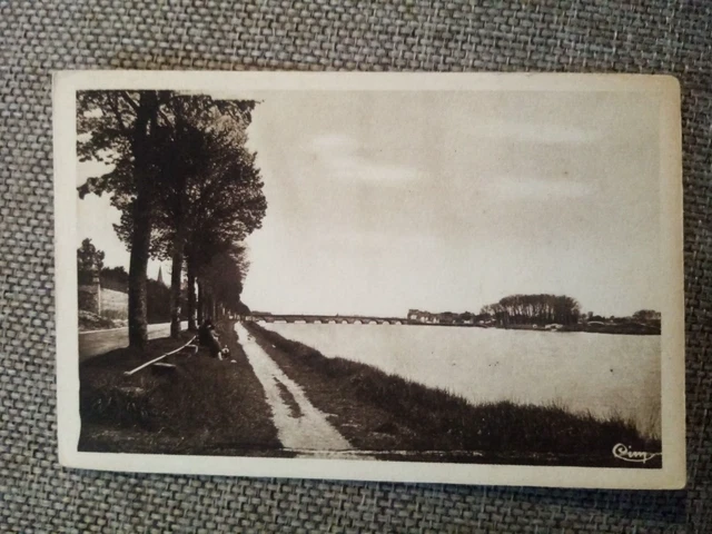 Cpa La Charité Sur Loire La Loire Vue Prise Du Champ Du Seigneur