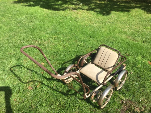 Ancienne Poussette Pour Poupée Pliable - Métal Et Toile - Jouet Vintage