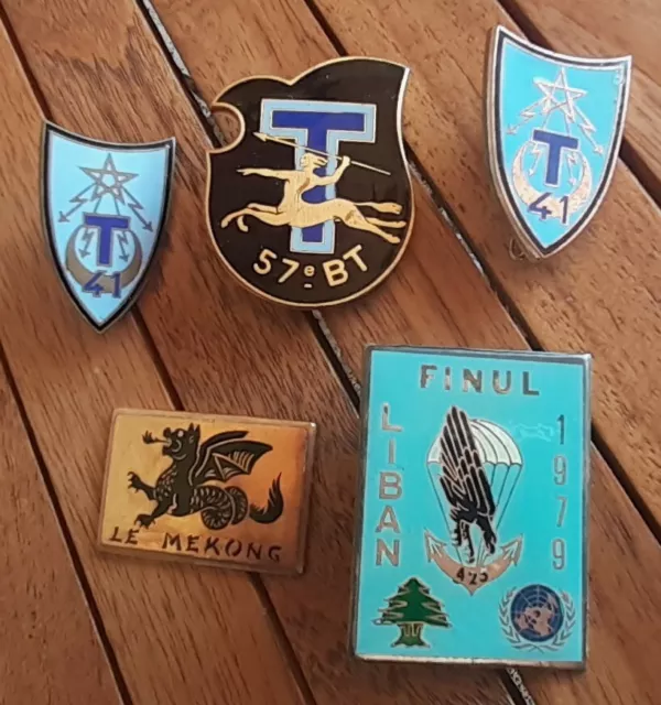 Lot 5 insignes militaires n° 2