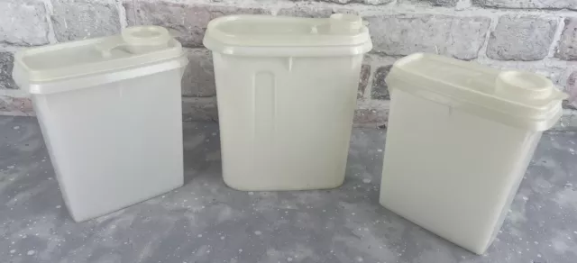 Vintage Tupperware Storage Pour Containers with Lids x 3 BU 329