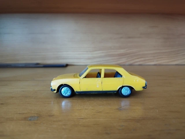 1/43 NOREV PEUGEOT 504 Tour De France Coffret Miniature Haute