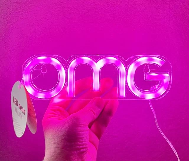 TARGET BULLSEYE PLAYGROUND Valentine's Day 2024 Neon OMG Sign, New! 18