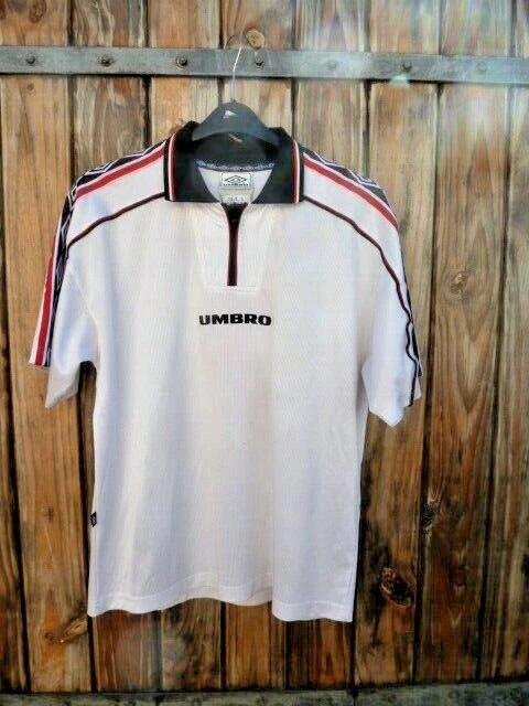 Taille umbro deals