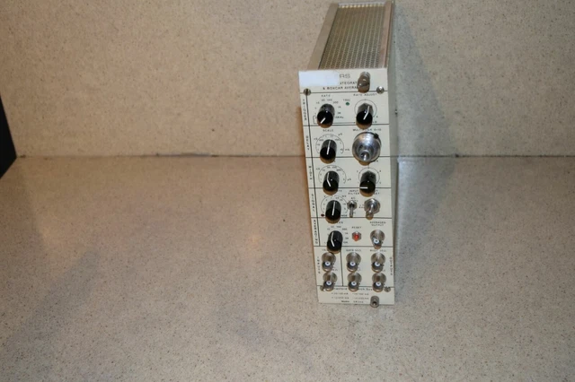 STANFORD RESEARCH SYSTEMS SR250 Srs Gated Integratore & Vagone Averager (TP813)
