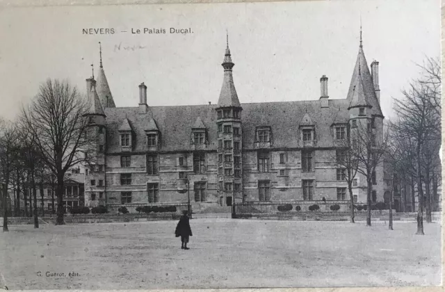ANTIQUE POSTCARD - CPA 58 - NEVERS - Le Palais Ducal