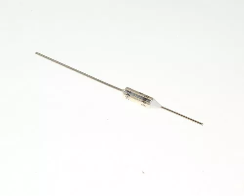 LOT OF 50  G4A00TF240C MICROTEMP fuse 10A 250V Thermal Cutoff