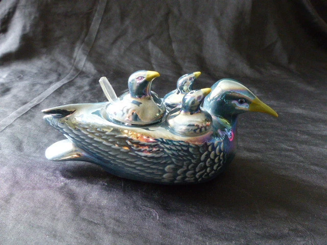 Charmantes figurines en céramique peinte à la main, salière et poivrière une création de la marque Quail ceramics