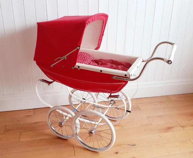 SILVER CROSS COACH Built Dolls Pram Colourway Red Cream used