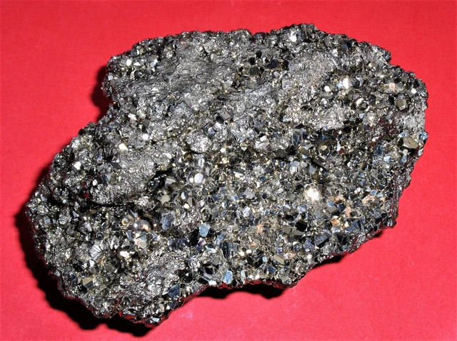 Stufe PYRIT, PYRITSTUFE, Katzengold, Bergkristall, goldfarbig irisierend, 0,65kg