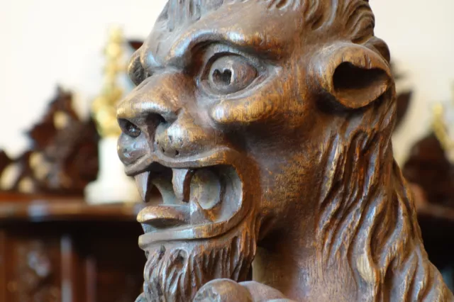 17C PAIR English Gothic Fantasy Carved Oak Royal Crown Mythical Gargoyle/Lions