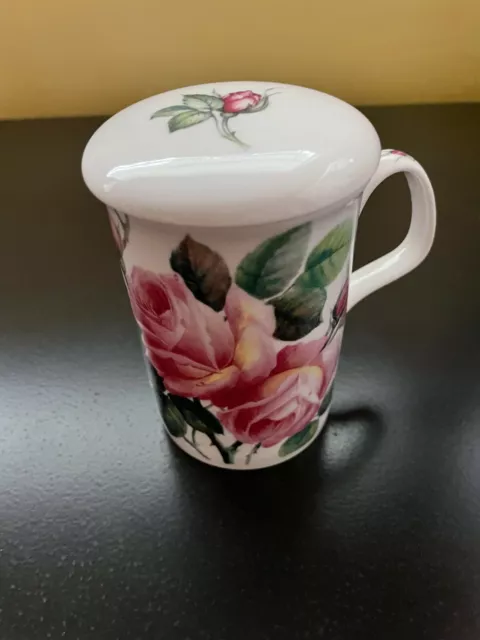 Magnifique Tasse Avec Couvercle Roy Kirkham English Rose 1992 Fine Bone China