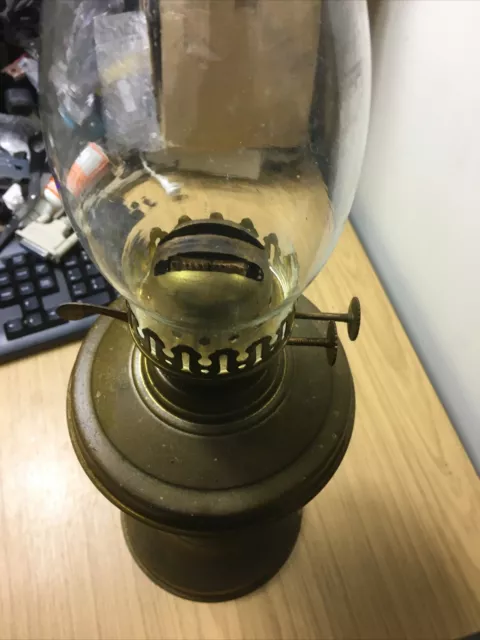 ANTIQUE BRASS PARAFFIN / OIL LAMP with CHIMNEY 3