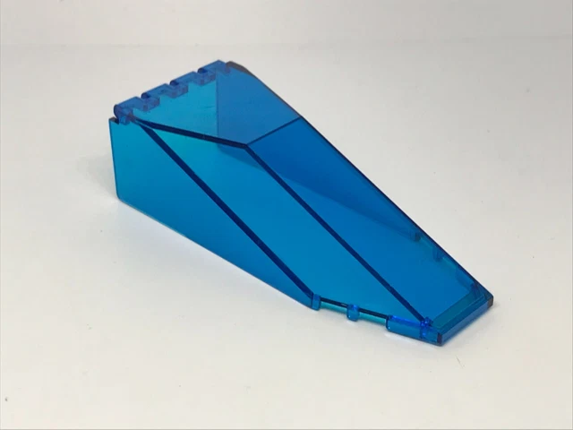 LEGO Space: Windscreen 10 X 4 x 2 - 2507 Trans-Bleu Dark - Set 6982 6991 1793