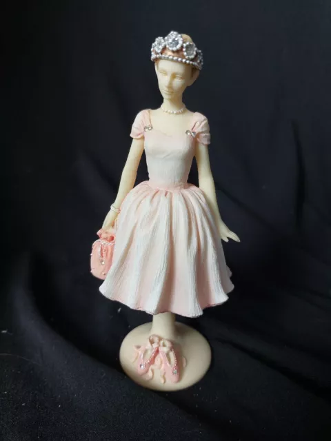 The Leonardo Collection Ballerina Figurine.  14 cm. Pink Dress, Crystals 1990s