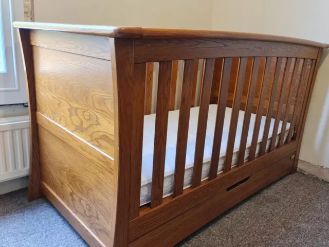 Mamas & Papas cot and changing table SOLID OAK / Ocean Famiglia Range