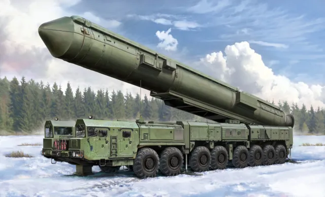 Hobby Boss 1:72 82952 15U175 TEL of RS-12M1 Topol-M ICBM complex