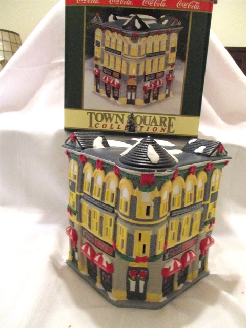 Coca-Cola Town Square Collection " Plaza Drugs " Christmas Village Building