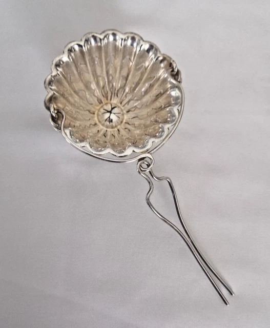 Passe-thé Ancien En Métal Argenté 2 Parties – Objet De Collection