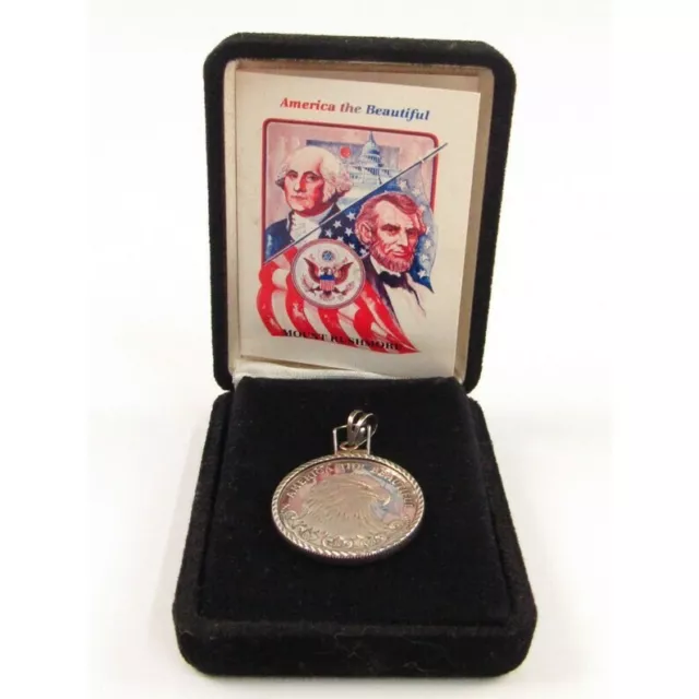 America the Beautiful Mount Rushmore Solid Silver Pendant Rarities Mint JA192