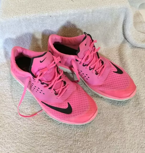 Nike Womens Preowned FS Lite Run 2 Pink Running Shoes, Size: 10 #US45-16